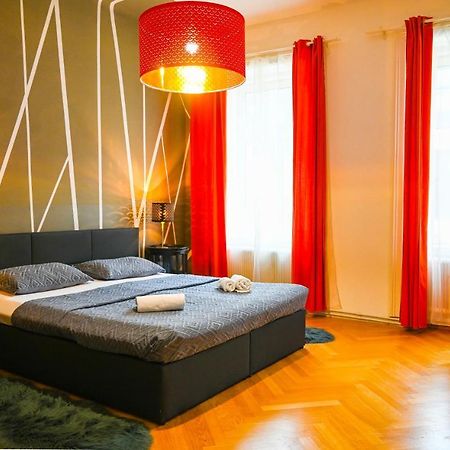 Highlight Suite City Center Wina Bagian luar foto